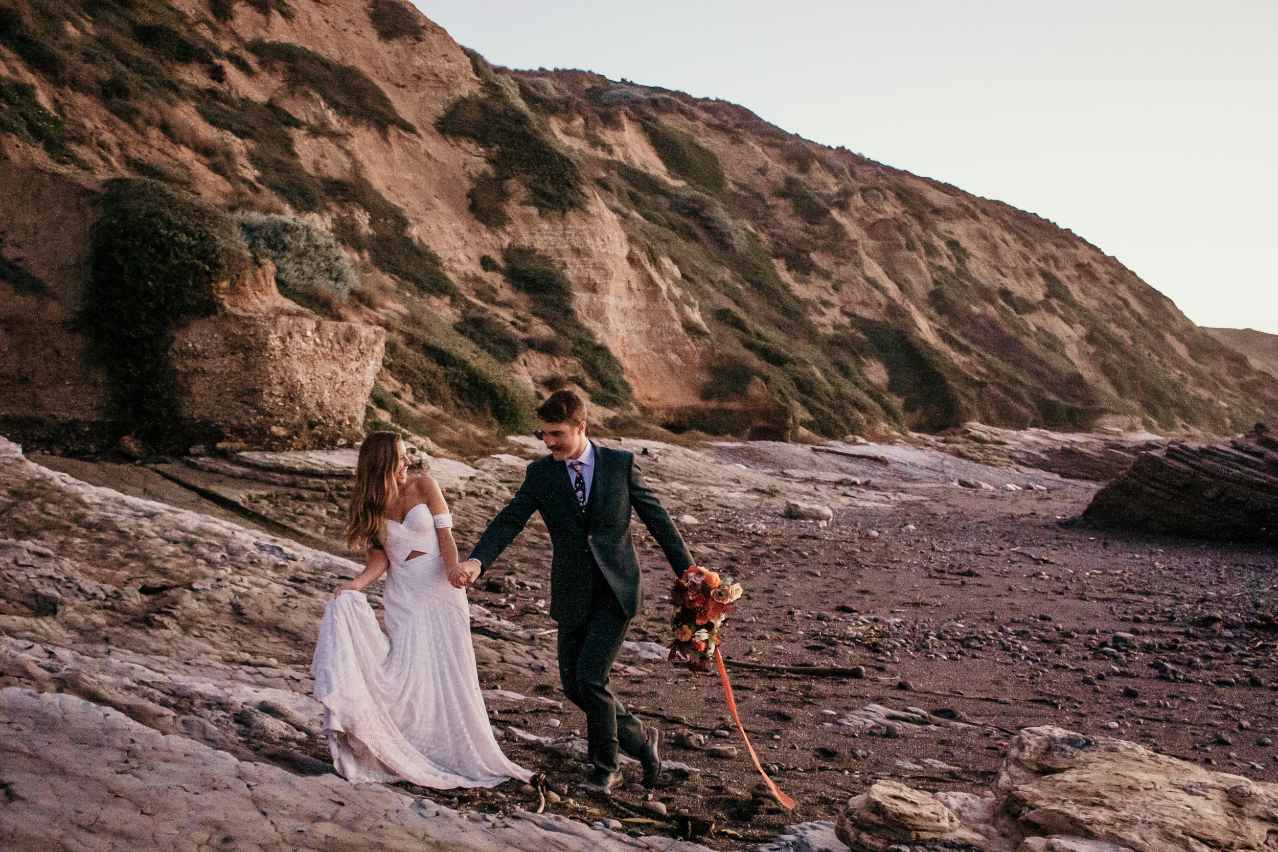 Santa Barbara elopement San Luis Obispo beach elopement Big Sur elopement Santa Barbara boho bride and groom best San Luis Obispo outdoor elopement location California beach elopement boho wedding dress Inspo California coast dream elopement location boho suit for groom boho wedding bouquet best Santa Barbara elopement location Rachel Christopherson photography 
