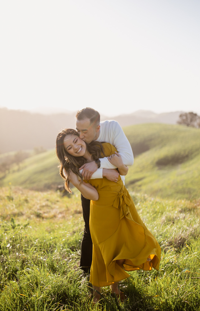 Rachel Christopherson Walnut Creek Mount Diablo Engagement Cheek Kiss Dip