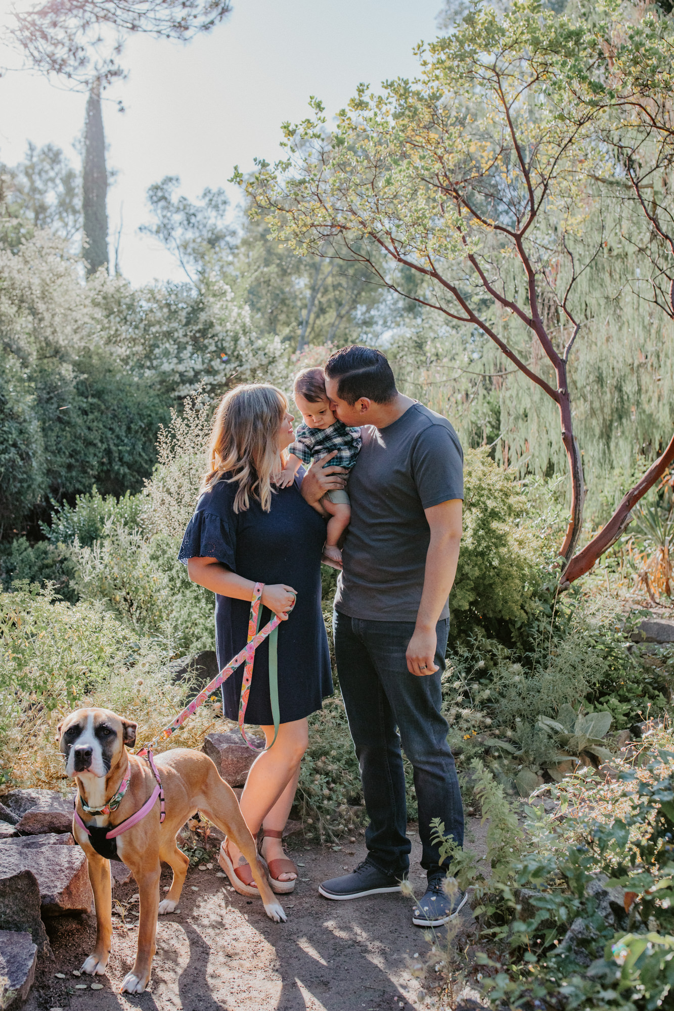 Sacramento Family Photoshoot NorCal Family photo Land park family photos Family photoshoot outfit inspiration Garden family photoshoot posing inspo outside family photos dog family photos infant photography Sac baby photos Sacramento California baby photo session Rachel Christopherson Photography