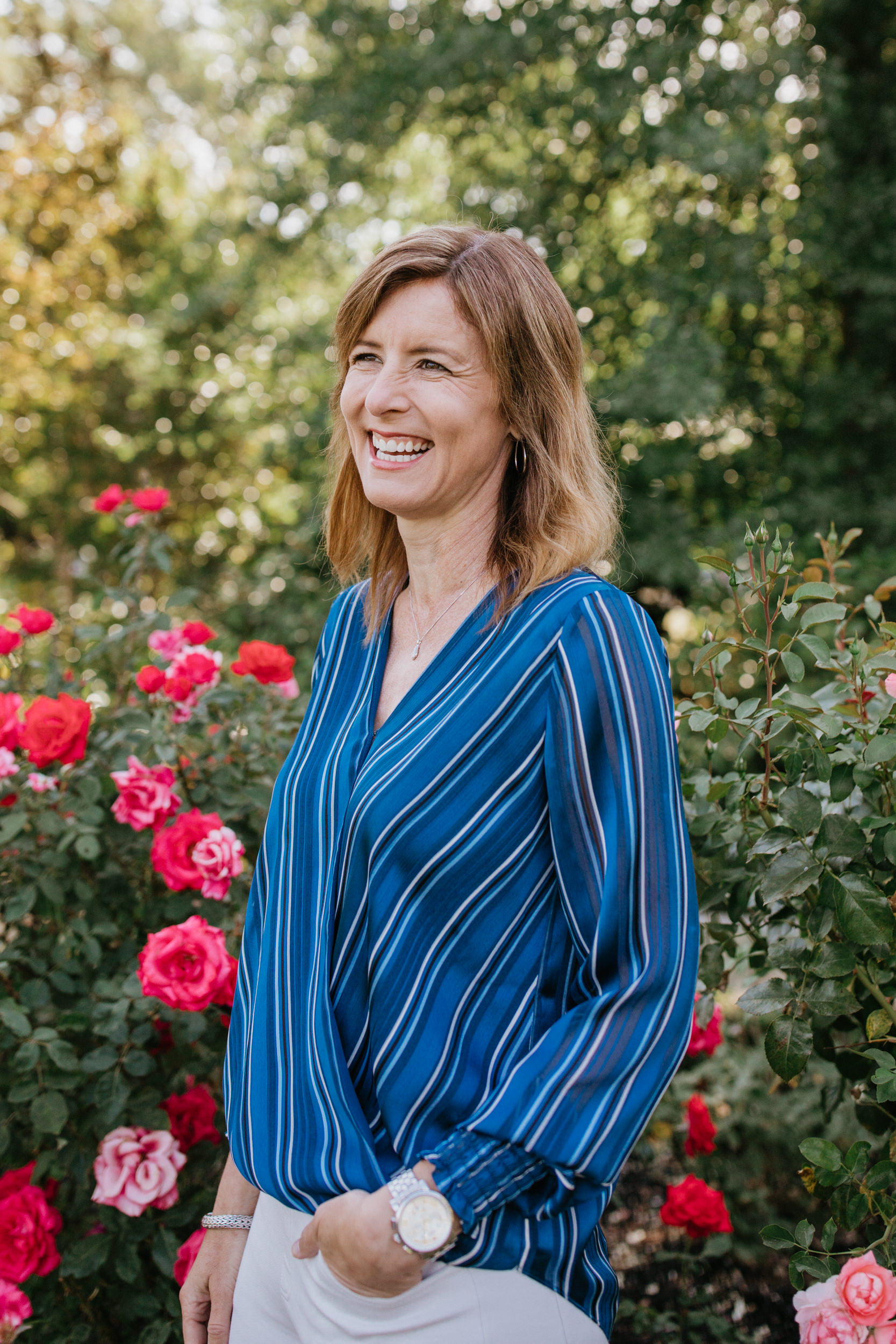 Sacramento headshot garden photoshoot Mckinley park Sacramento family photos portrait photo session headshots posing inspiration portrait natural posing Sacramento best places to take headshots photos Northern California headshots photoshoot portraits outfit inspo Rachel Christopherson Photography