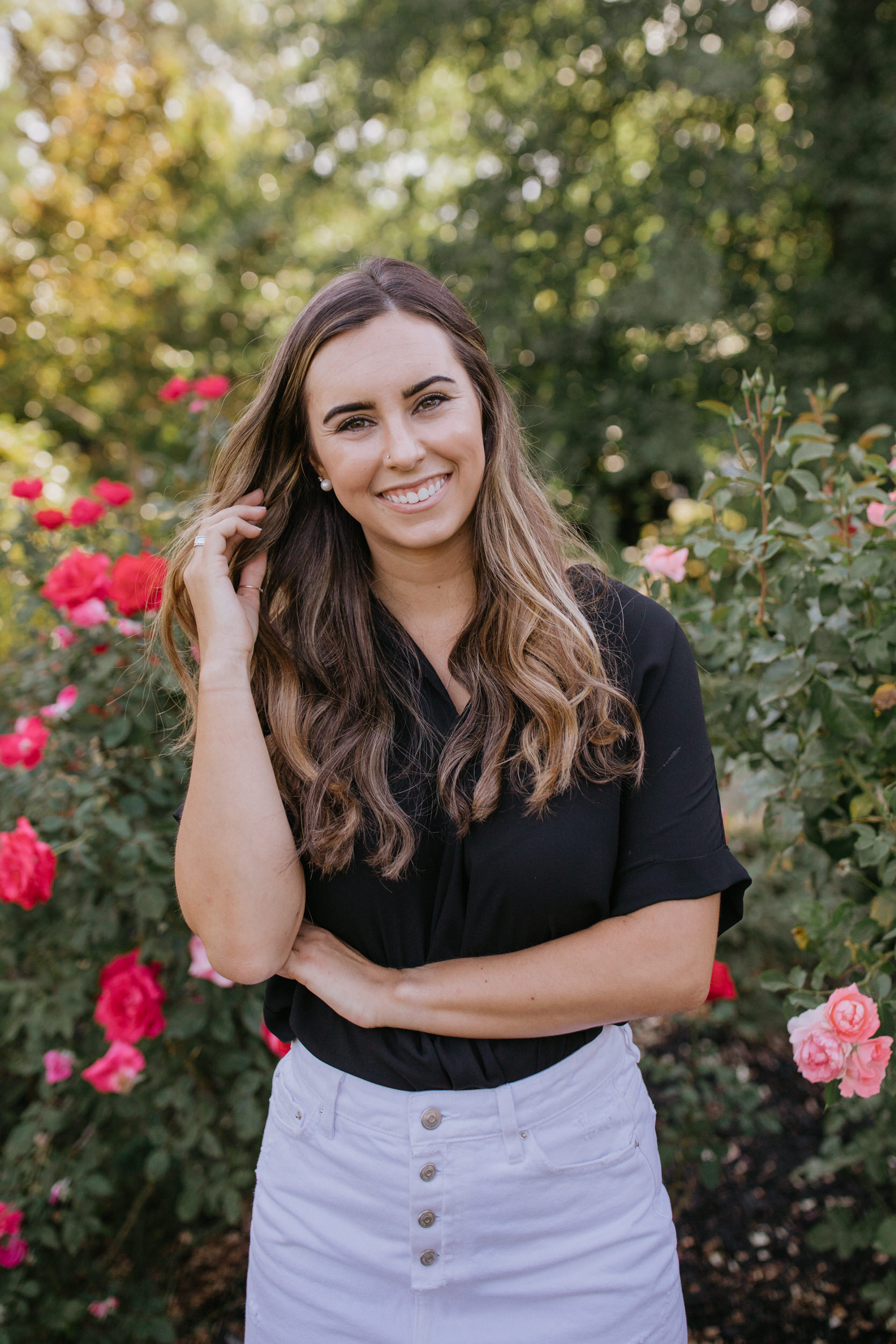 Sacramento headshot garden photoshoot Mckinley park Sacramento family photos portrait photo session headshots posing inspiration portrait natural posing Sacramento best places to take headshots photos Northern California headshots photoshoot portraits outfit inspo Rachel Christopherson Photography