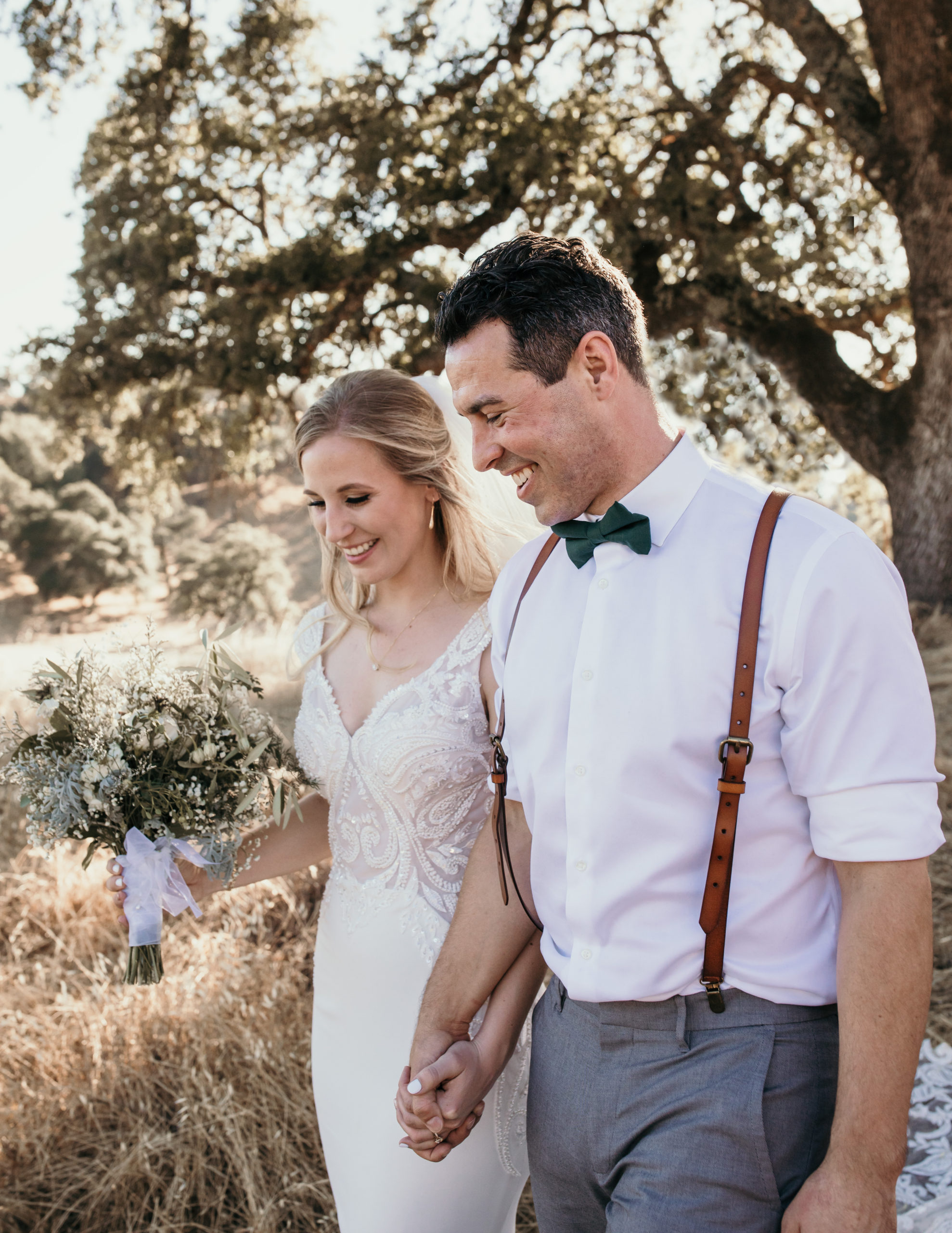 Sonoma micro wedding / winery micro wedding / Sonoma elopement / Sonoma intimate wedding / Sonoma California micro wedding / villa estate wedding / how to have a micro wedding / tips for planning a micro wedding / best places to have a micro wedding in Northern California / Rachel Christopherson Photography  / oak tree wedding ceremony / intimate wedding ceremony / micro wedding ceremony under oak tree 