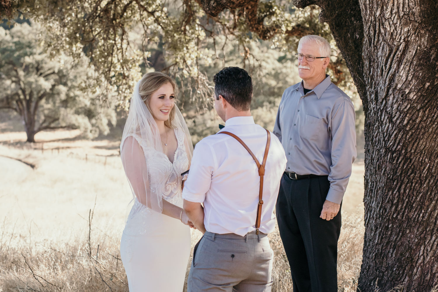 Sonoma micro wedding / winery micro wedding / Sonoma elopement / Sonoma intimate wedding / Sonoma California micro wedding / villa estate wedding / how to have a micro wedding / tips for planning a micro wedding / best places to have a micro wedding in Northern California / Rachel Christopherson Photography  / oak tree wedding ceremony / intimate wedding ceremony / micro wedding ceremony under oak tree 