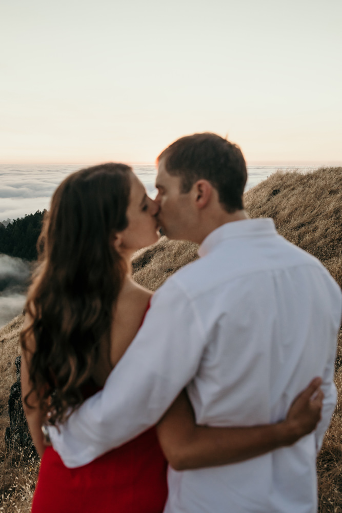 Muir Woods engagement photos, Mount Tamalpais engagement photos, best Bay Area outdoors engagement session locations, California mountains engagement photos, Mount Tamalpais above the clouds engagement photos, Bay Area engagement photographer, Bay Area couples photographer, San Francisco outdoors engagement photos, Muir Woods photoshoot, outdoorsy engagement photos, engagement photos outfit inspo, California engagement session dream locatio,n Rachel Christopherson photography 