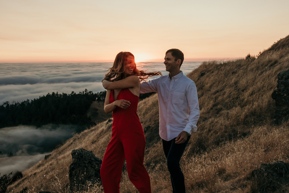 Muir Woods engagement photos, Mount Tamalpais engagement photos, best Bay Area outdoors engagement session locations, California mountains engagement photos, Mount Tamalpais above the clouds engagement photos, Bay Area engagement photographer, Bay Area couples photographer, San Francisco outdoors engagement photos, Muir Woods photoshoot, outdoorsy engagement photos, engagement photos outfit inspo, California engagement session dream locatio,n Rachel Christopherson photography 