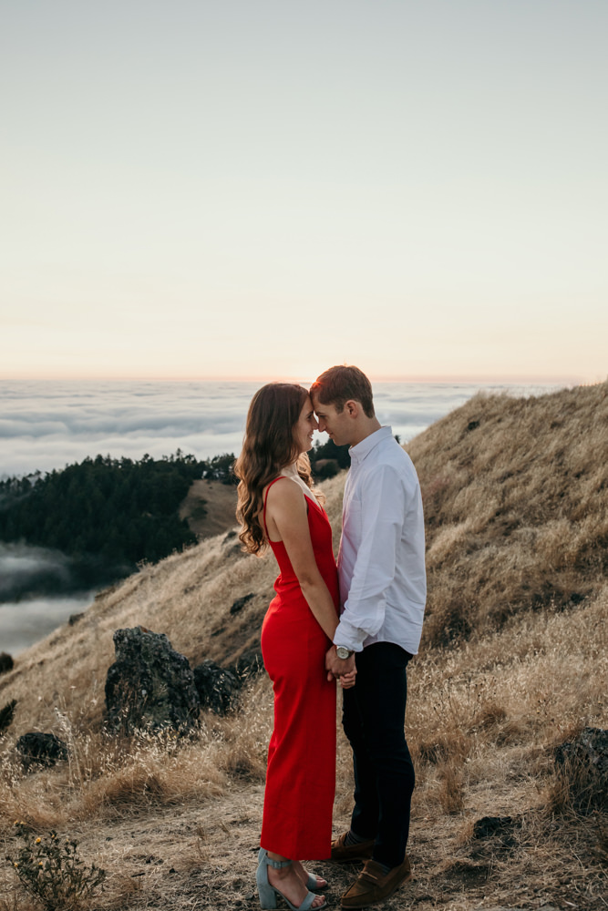 Muir Woods engagement photos, Mount Tamalpais engagement photos, best Bay Area outdoors engagement session locations, California mountains engagement photos, Mount Tamalpais above the clouds engagement photos, Bay Area engagement photographer, Bay Area couples photographer, San Francisco outdoors engagement photos, Muir Woods photoshoot, outdoorsy engagement photos, engagement photos outfit inspo, California engagement session dream locatio,n Rachel Christopherson photography 