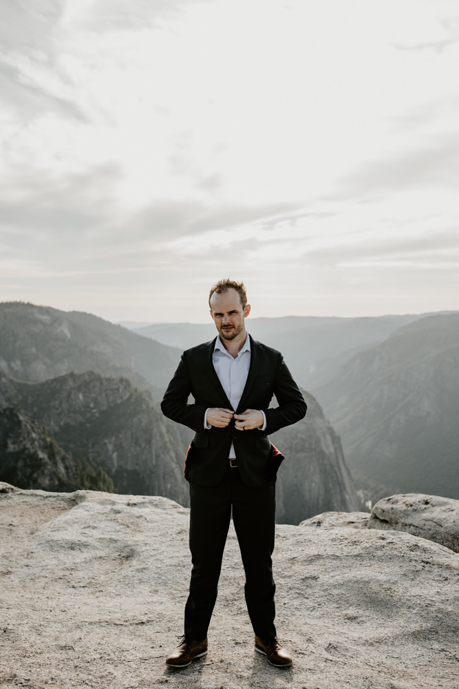 Yosemite Taft Point elopement / Yosemite adventure elopement / taft point elopement / best places to elope in California / Yosemite micro wedding / Yosemite intimate wedding / taft point micro wedding / taft point wedding / adventure elopement Inspo  / Yosemite wedding Inspo / adventurous California elopement / tips for eloping at taft point / Rachel Christopherson Photography  / Yosemite groom / Yosemite groom photos 