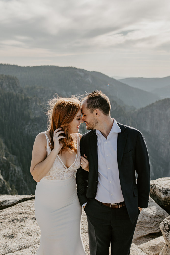 Yosemite Taft Point elopement / Yosemite adventure elopement / taft point elopement / best places to elope in California / Yosemite micro wedding / Yosemite intimate wedding / taft point micro wedding / taft point wedding / adventure elopement Inspo  / Yosemite wedding Inspo / adventurous California elopement / tips for eloping at taft point / Rachel Christopherson Photography 