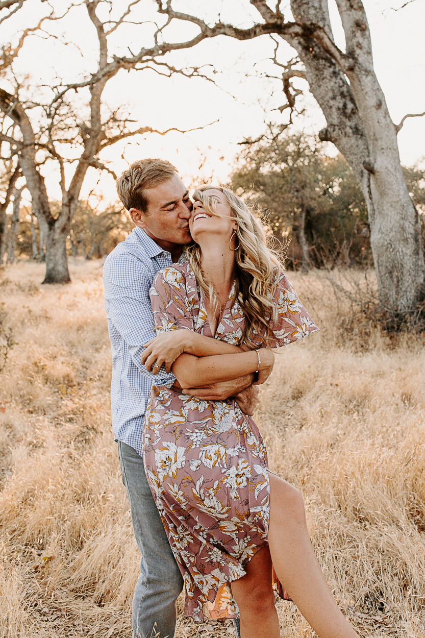 Sacramento engagement photos / sacramento engagement session / sacramento fall engagement photos / best sacramento engagement photo locations / sacramento engagement session locations / sacramento field photos / sacramento engagement photographer / sacramento wedding photographer / sacramento field engagements photos / sacramento golden field engagement photos / where to take engagement photos in sacramento / sacramento engagement photo inspo / folsom engagement session / folsom field engagement session / engagement photo outfit inspo / engagement outfit inspo / what to wear for your engagement session / rachel christopherson photography
