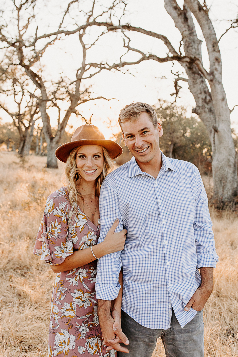 Sacramento engagement photos / sacramento engagement session / sacramento fall engagement photos / best sacramento engagement photo locations / sacramento engagement session locations / sacramento field photos / sacramento engagement photographer / sacramento wedding photographer / sacramento field engagements photos / sacramento golden field engagement photos / where to take engagement photos in sacramento / sacramento engagement photo inspo / folsom engagement session / folsom field engagement session / engagement photo outfit inspo / engagement outfit inspo / what to wear for your engagement session / rachel christopherson photography 