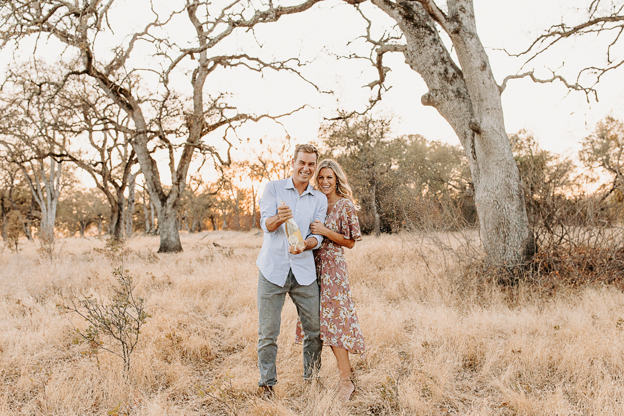 Sacramento engagement photos / sacramento engagement session / sacramento fall engagement photos / best sacramento engagement photo locations / sacramento engagement session locations / sacramento field photos / sacramento engagement photographer / sacramento wedding photographer / sacramento field engagements photos / sacramento golden field engagement photos / where to take engagement photos in sacramento / sacramento engagement photo inspo / folsom engagement session / folsom field engagement session / engagement photo outfit inspo / engagement outfit inspo / what to wear for your engagement session / rachel christopherson photography 