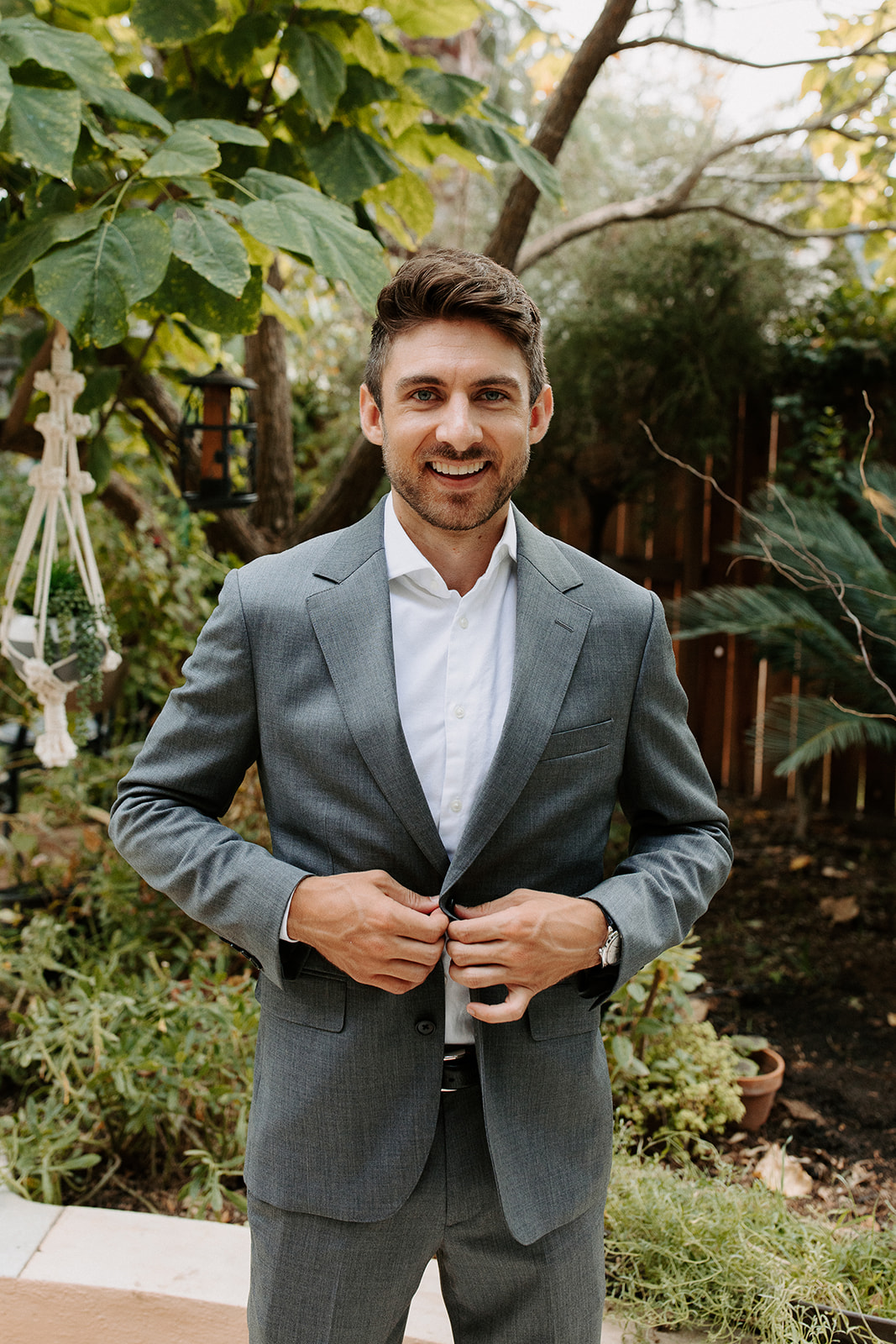 Groom getting ready photos / groom portraits / groom pose / Micro wedding / backyard wedding inspo / backyard wedding / intimate wedding / backyard micro wedding backyard elopement /sacramento micro wedding photography / norcal elopement / backyard garden wedding / garden micro wedding / boho backyard wedding / california micro wedding / norcal micro wedding / sacramento micro wedding / california elopement sacramento wedding photographer 