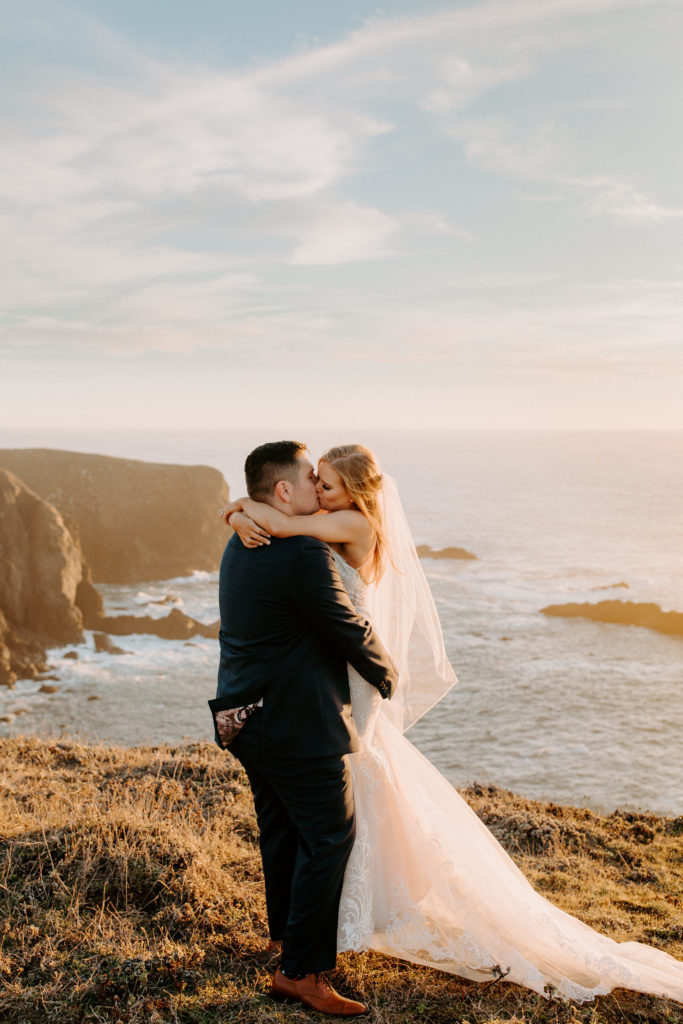 bride and groom kiss at ocean, Mendocino elopement, mendocino wedding, christmas elopement, best places to elope in california, norcal elopement, northern california elopement, elopement inspo, california coast elopement, mendocino california elopement, Rachel Christopherson Photography 