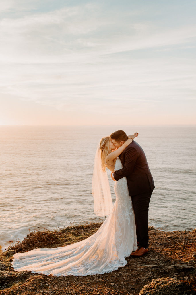 bride and groom dip kiss at ocean, Mendocino elopement, mendocino wedding, mendocino, mendocino elopement inspo, christmas elopement, best places to elope in california, norcal elopement, northern california elopement, elopement inspo, california coast elopement, mendocino elopement inspo, how to elope in mendocino, mendocino california elopement, Rachel Christopherson Photography