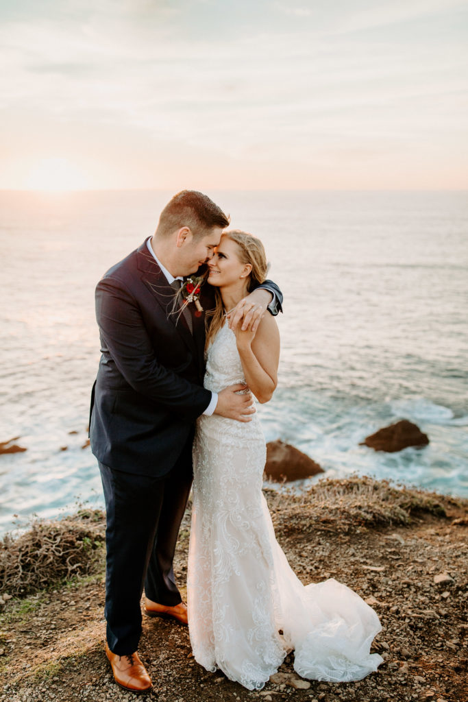 bride and groom at ocean, beach elopement, sunset wedding photos, Mendocino elopement, mendocino wedding, christmas elopement, best places to elope in california, norcal elopement, northern california elopement, elopement inspo, california coast elopement, mendocino california elopement, Rachel Christopherson Photography 