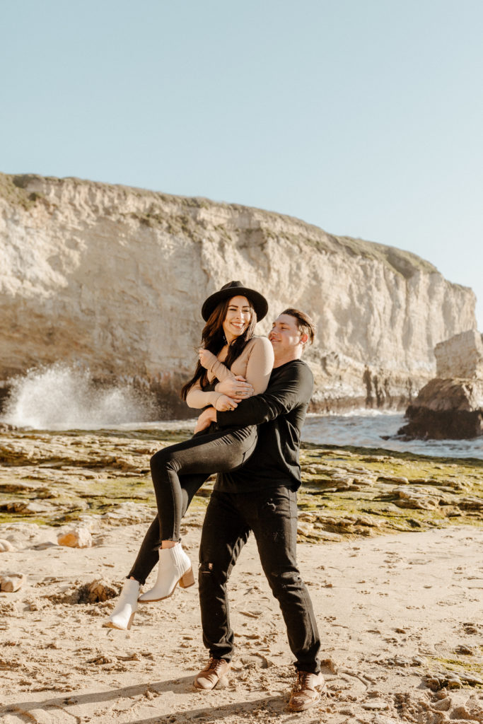 Rachel Christopherson Wedding and Elopement Photographer, santa cruz wedding photographer, Santa cruz engagement, santa cruz, big sur engagement photos, california beach engagement photos, california beach cliffs engagement, best places for engagement photos in northern california, best beaches for engagement photos in california, northern california engagement photos, california beach engagement photos, what to wear for engagement pictures, engagement photo outfit ideas