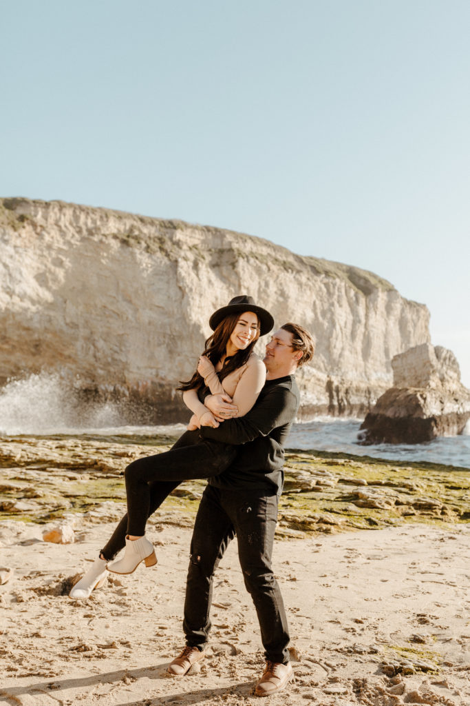 Rachel Christopherson Wedding and Elopement Photographer, santa cruz wedding photographer, Santa cruz engagement, santa cruz, big sur engagement photos, california beach engagement photos, california beach cliffs engagement, best places for engagement photos in northern california, best beaches for engagement photos in california, northern california engagement photos, california beach engagement photos, what to wear for engagement pictures, engagement photo outfit ideas