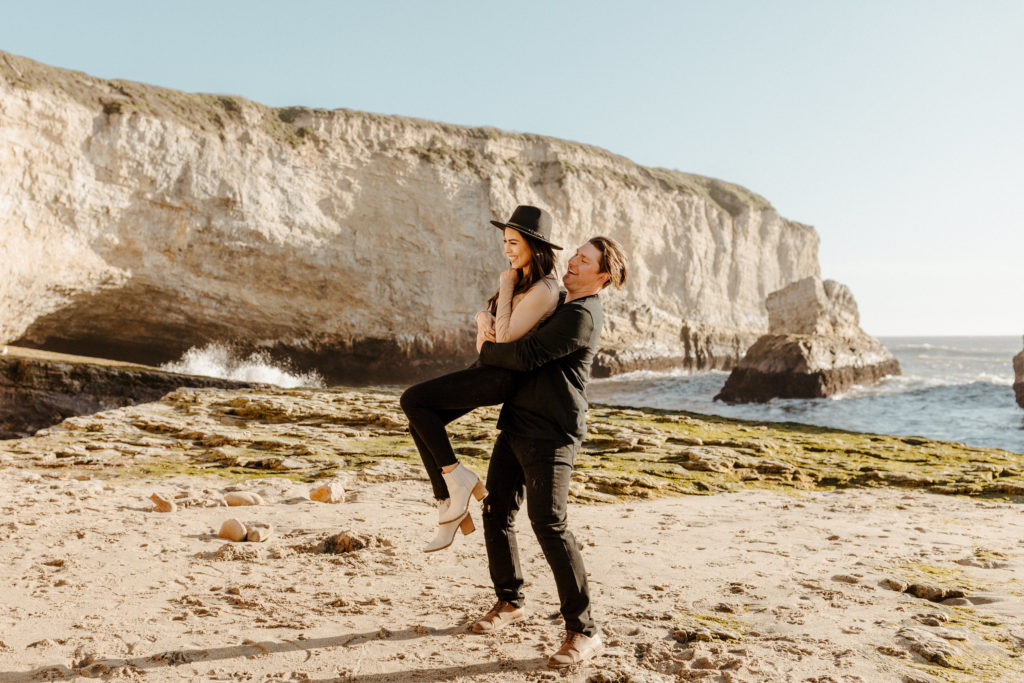Rachel Christopherson Wedding and Elopement Photographer, santa cruz wedding photographer, Santa cruz engagement, santa cruz, big sur engagement photos, california beach engagement photos, california beach cliffs engagement, best places for engagement photos in northern california, best beaches for engagement photos in california, northern california engagement photos, california beach engagement photos, what to wear for engagement pictures, engagement photo outfit ideas