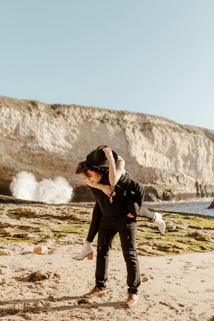 Rachel Christopherson Wedding and Elopement Photographer, santa cruz wedding photographer, Santa cruz engagement, santa cruz, big sur engagement photos, california beach engagement photos, california beach cliffs engagement, best places for engagement photos in northern california, best beaches for engagement photos in california, northern california engagement photos, california beach engagement photos, what to wear for engagement pictures, engagement photo outfit ideas