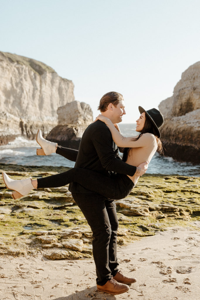 Rachel Christopherson Wedding and Elopement Photographer, santa cruz wedding photographer, Santa cruz engagement, santa cruz, big sur engagement photos, california beach engagement photos, california beach cliffs engagement, best places for engagement photos in northern california, best beaches for engagement photos in california, northern california engagement photos, california beach engagement photos, what to wear for engagement pictures, engagement photo outfit ideas
