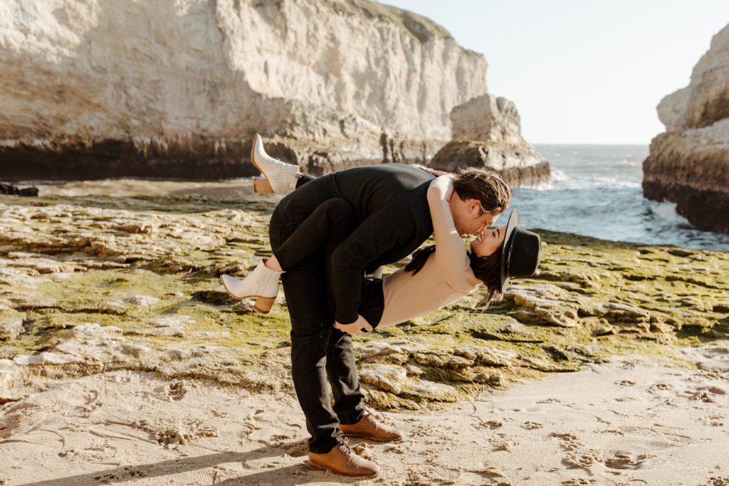 Rachel Christopherson Wedding and Elopement Photographer, santa cruz wedding photographer, Santa cruz engagement, santa cruz, big sur engagement photos, california beach engagement photos, california beach cliffs engagement, best places for engagement photos in northern california, best beaches for engagement photos in california, northern california engagement photos, california beach engagement photos, what to wear for engagement pictures, engagement photo outfit ideas