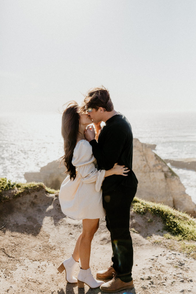 Rachel Christopherson Wedding and Elopement Photographer, santa cruz wedding photographer, Santa cruz engagement, santa cruz, big sur engagement photos, california beach engagement photos, california beach cliffs engagement, best places for engagement photos in northern california, best beaches for engagement photos in california, northern california engagement photos, california beach engagement photos, what to wear for engagement pictures, engagement photo outfit ideas