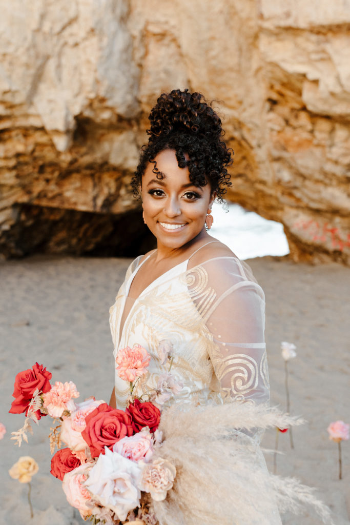 boho bride holding bouquet, Santa cruz wedding, santa cruz elopement, santa cruz wedding photographer, santa cruz elopement photographer, big sur elopement, boho beach bride, california boho elopement, best places to elope in California, California elopement, California beach elopement, boho bride inspo, Rachel Christopherson Photography