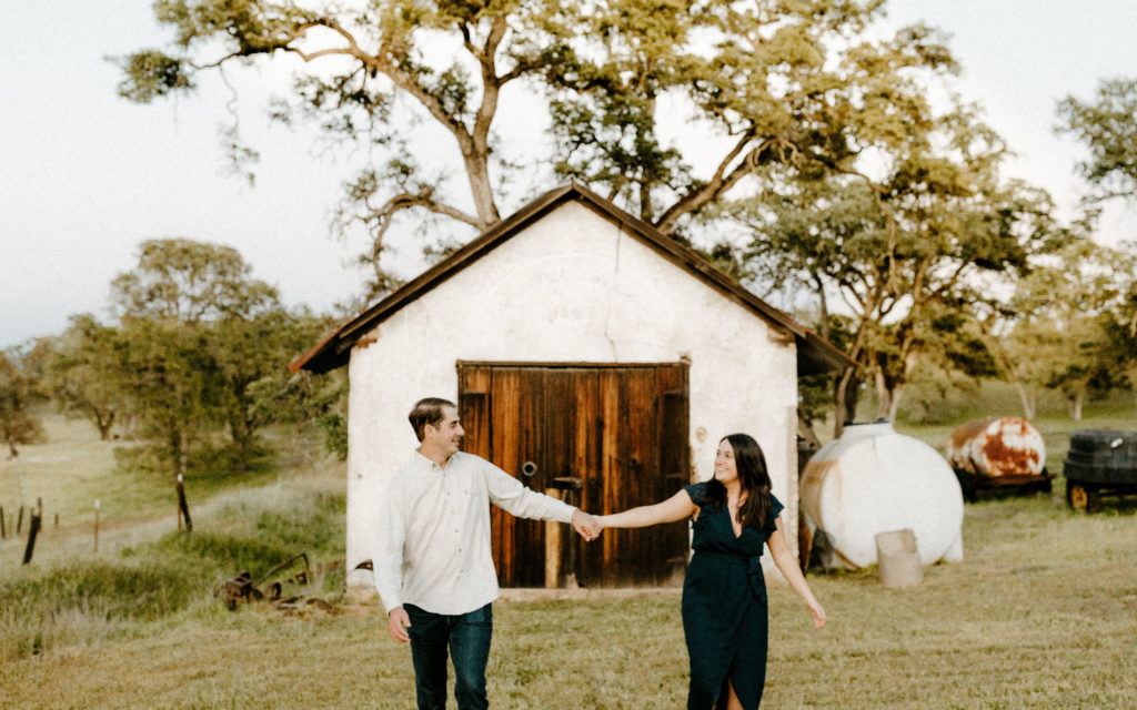Sacramento engagement photos / sacramento engagement session / sacramento field photos / sacramento field engagements photos / folsom field engagement session / sacramento spring engagement photos / best sacramento engagement photo locations / sacramento engagement session locations / sacramento engagement photographer / sacramento wedding photographer / where to take engagement photos in sacramento / sacramento engagement photo inspo / folsom engagement session / engagement photo outfit inspo / engagement outfit inspo / spring engagement photos / rustic engagement photos / ranch engagement photos / what to wear for your engagement session / rachel christopherson photography