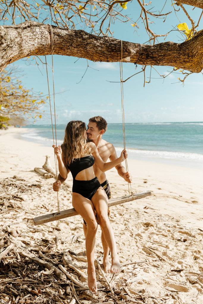 Oahu wedding photographer, Oahu engagement photos, best places to take photos in Oahu, best Oahu hikes, Hawaii wedding photographer, Hawaii engagement photos, best Hawaii hikes, Maui wedding photographer, Maui engagement photos, Kauai wedding photographer, Kauai engagement photos, what to wear for your engagement photos, engagement outfits, casual engagement photos outfits, neutral engagement photo outfits, tropical engagement photos, engagement photo ideas, what to wear for engagement pictures, beach engagement photos, Hawaii beaches, Rachel Christopherson Photography