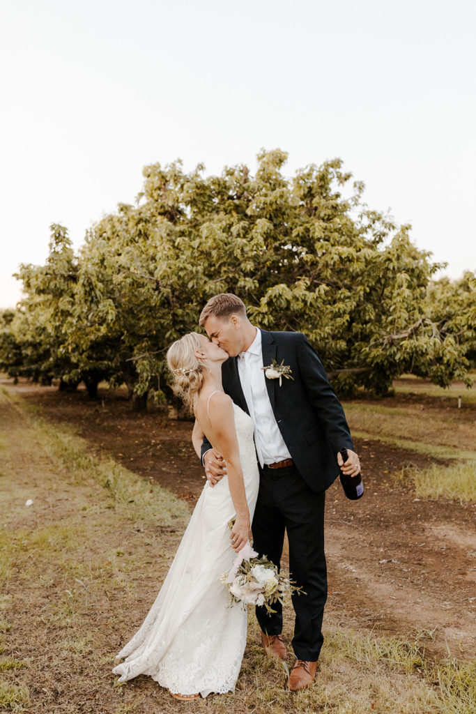 Sacramento wedding / sac wedding / California wedding / Northern California wedding / Sacramento wedding photographer / backyard wedding inspiration / orchard wedding photos / bay area wedding / bay area wedding photographer / california wedding photographer / Rachel Christopherson Photography 