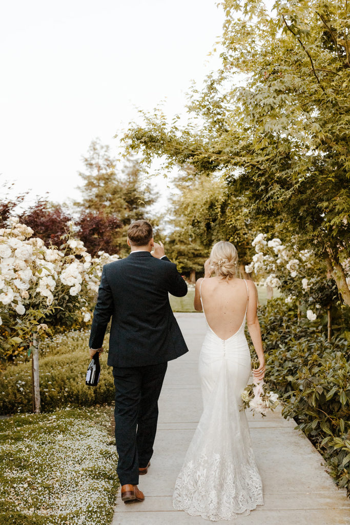 Sacramento wedding / sac wedding / California wedding / Northern California wedding / Sacramento wedding photographer / backyard wedding inspiration / orchard wedding photos / bay area wedding / bay area wedding photographer / california wedding photographer / Rachel Christopherson Photography / garden wedding