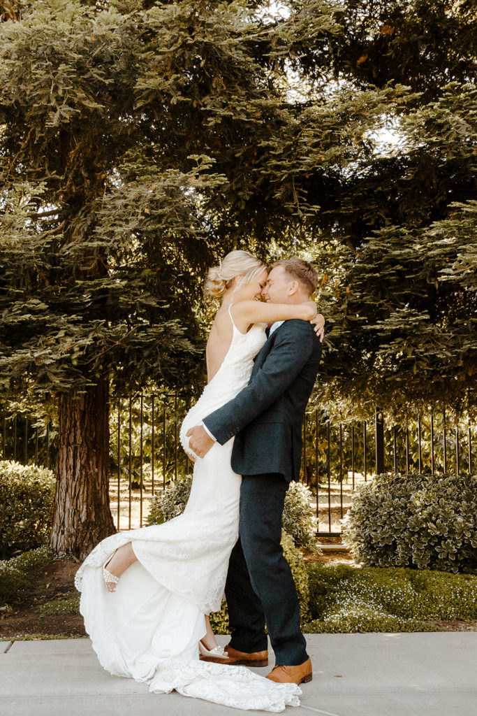 Sacramento wedding / sac wedding / California wedding / Northern California wedding / Sacramento wedding photographer / backyard wedding inspiration / orchard wedding photos / bay area wedding / bay area wedding photographer / california wedding photographer / Rachel Christopherson Photography / backyard wedding reception / bride and groom photos