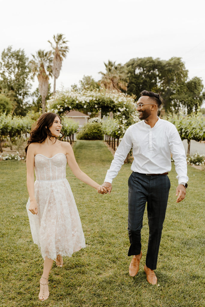 Sacramento engagement photos / sacramento engagement session / scribner bend winery / scribner bend engagements photos / scribner bend wedding / sacramento spring engagement photos / best sacramento engagement photo locations / sacramento engagement session locations / sacramento engagement photographer / sacramento wedding photographer / where to take engagement photos in sacramento / sacramento engagement photo inspo / engagement photo outfit inspo / engagement photo outfit ideas / spring engagement photos / what to wear for your engagement session / rachel christopherson photography