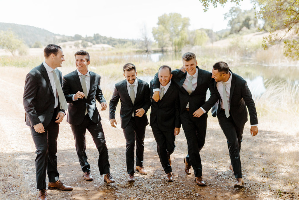 Sacramento wedding, sacramento wedding photographer, river highlands ranch, river highlands ranch wedding, barn wedding sacramento, rustic wedding venue sacramento, best places to get married in sacramento, vineyard wedding sacramento, sacramento winery wedding, northern california barn wedding venues, rachel christopherson photography, groom portrait, groomsmen getting ready