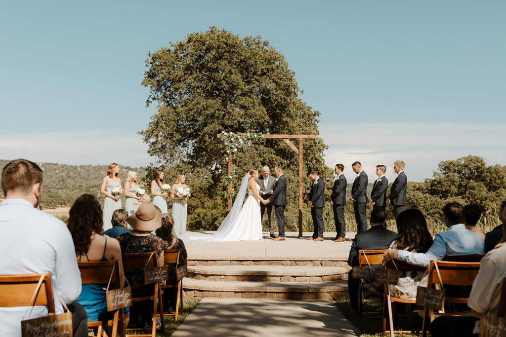 Sacramento wedding, sacramento wedding photographer, river highlands ranch, river highlands ranch wedding, barn wedding sacramento, rustic wedding venue sacramento, best places to get married in sacramento, vineyard wedding sacramento, sacramento winery wedding, northern california barn wedding venues, rachel christopherson photography, rustic wedding ceremony