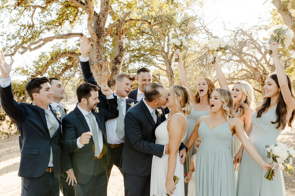 Sacramento wedding, sacramento wedding photographer, river highlands ranch, river highlands ranch wedding, barn wedding sacramento, rustic wedding venue sacramento, best places to get married in sacramento, vineyard wedding sacramento, sacramento winery wedding, northern california barn wedding venues, rachel christopherson photography, blue bridesmaids dresses, wedding party cheers