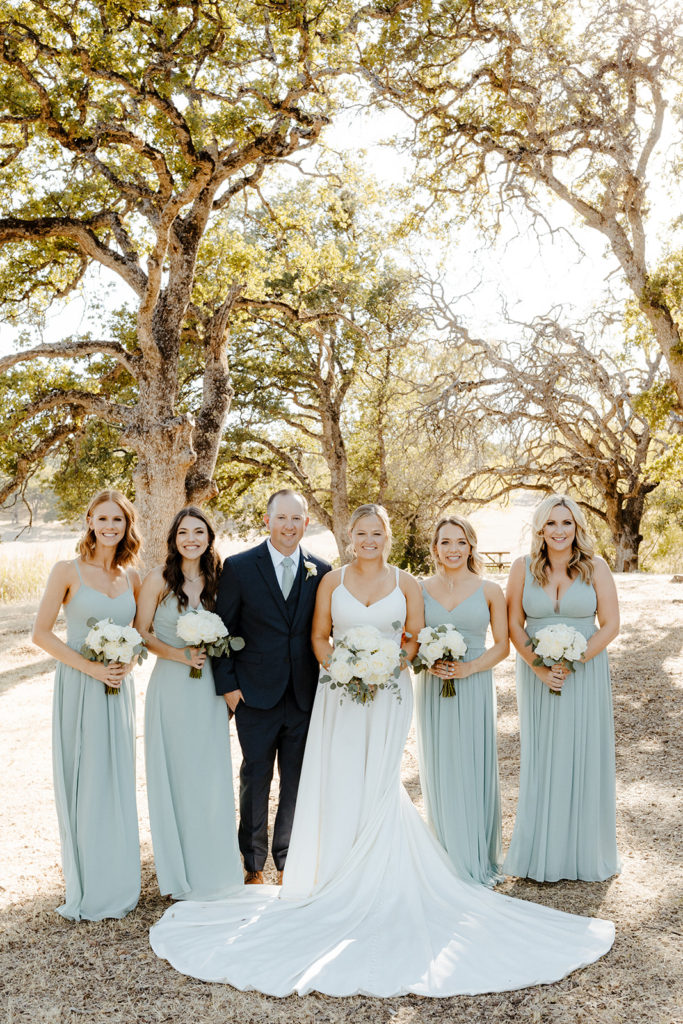 Sacramento wedding, sacramento wedding photographer, river highlands ranch, river highlands ranch wedding, barn wedding sacramento, rustic wedding venue sacramento, best places to get married in sacramento, vineyard wedding sacramento, sacramento winery wedding, northern california barn wedding venues, rachel christopherson photography, blue bridesmaids dresses, white wedding flowers 