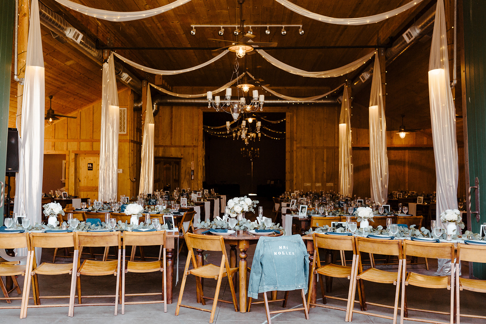 Sacramento wedding, sacramento wedding photographer, river highlands ranch, river highlands ranch wedding, barn wedding sacramento, rustic wedding venue sacramento, best places to get married in sacramento, vineyard wedding sacramento, sacramento winery wedding, northern california barn wedding venues, rachel christopherson photography