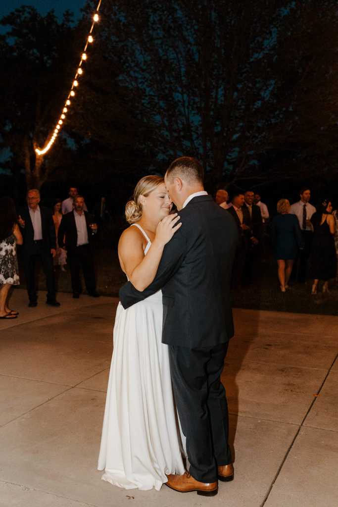 Sacramento wedding, sacramento wedding photographer, river highlands ranch, river highlands ranch wedding, barn wedding sacramento, rustic wedding venue sacramento, best places to get married in sacramento, vineyard wedding sacramento, sacramento winery wedding, northern california barn wedding venues, rachel christopherson photography, rustic wedding ceremony, wedding first dance