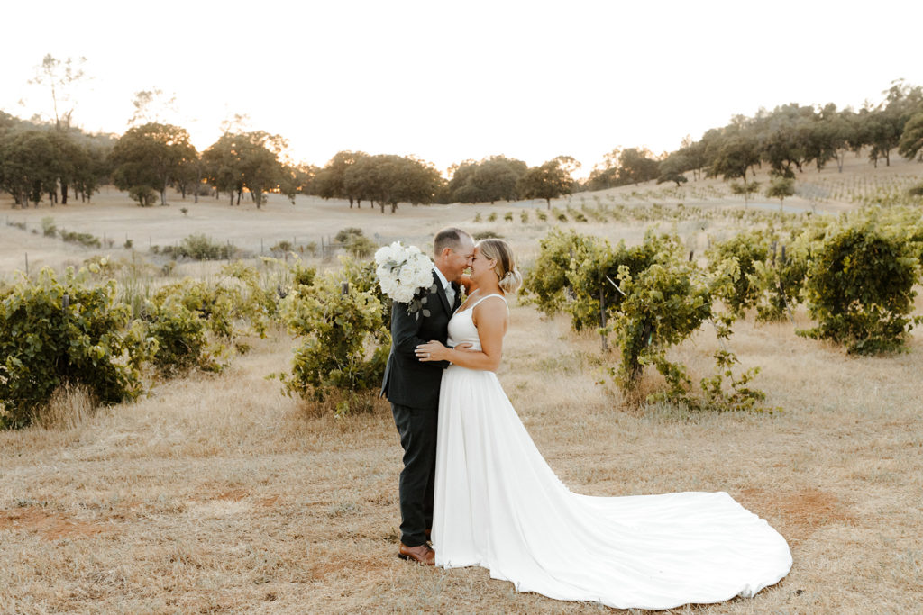 Sacramento wedding, sacramento wedding photographer, river highlands ranch, river highlands ranch wedding, barn wedding sacramento, rustic wedding venue sacramento, best places to get married in sacramento, vineyard wedding sacramento, sacramento winery wedding, northern california barn wedding venues, rachel christopherson photography, blue bridesmaids dresses, bride and groom vineyard photos, wedding sunset photos