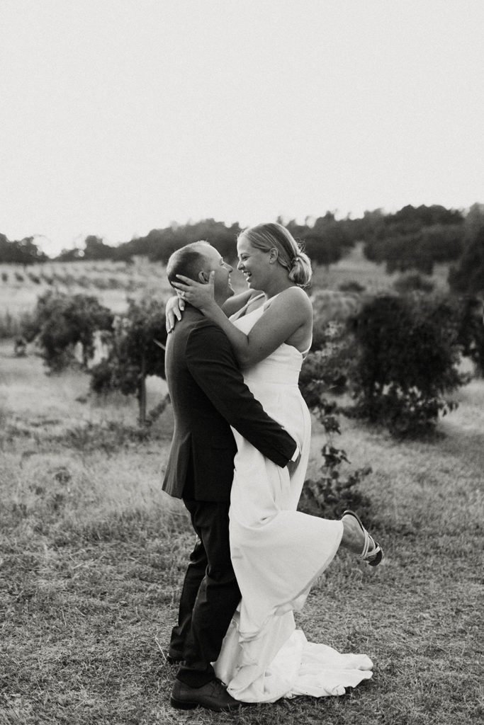 Sacramento wedding, sacramento wedding photographer, river highlands ranch, river highlands ranch wedding, barn wedding sacramento, rustic wedding venue sacramento, best places to get married in sacramento, vineyard wedding sacramento, sacramento winery wedding, northern california barn wedding venues, rachel christopherson photography, blue bridesmaids dresses, bride and groom vineyard photos, wedding sunset photos
