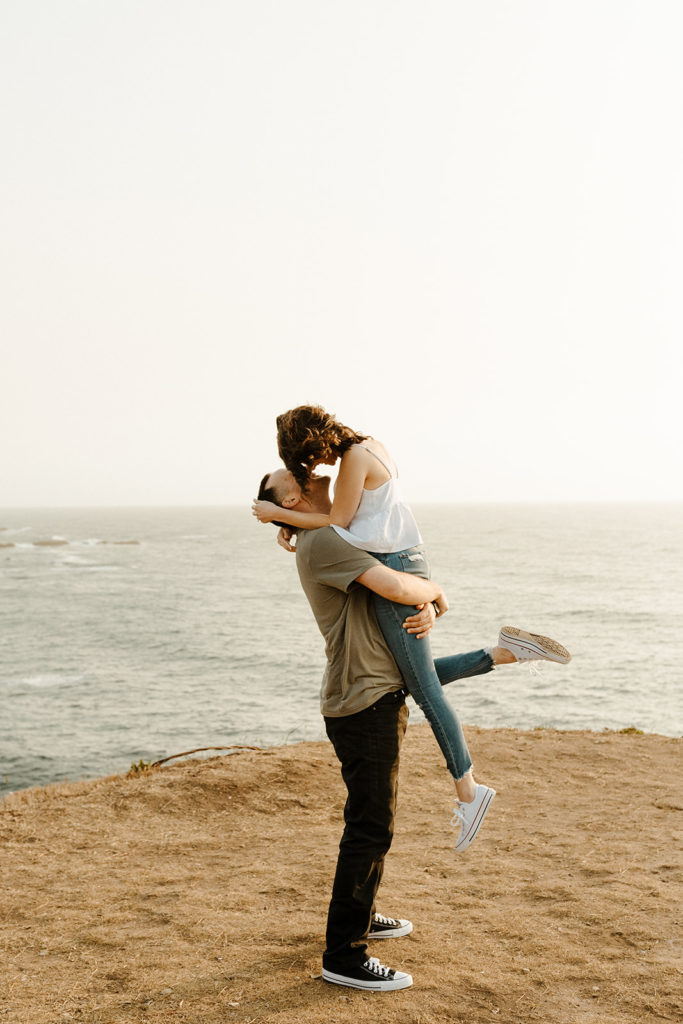 Fort Bragg-Mendocino-Northern CA-Nor Cal-engagement photos-coastal cliffs-ocean engagement photos-what to wear for engagement photos