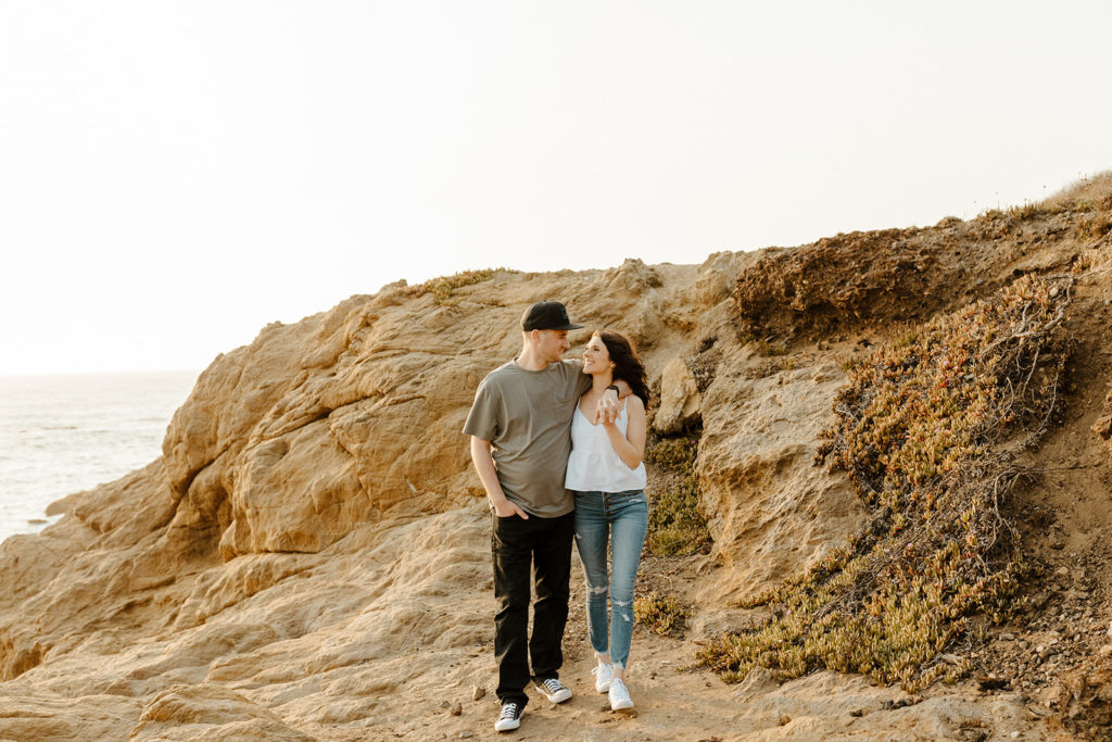 Fort Bragg-Mendocino-Northern CA-Nor Cal-engagement photos-coastal cliffs-ocean engagement photos-what to wear for engagement photos-Cliffside Engagement Photos