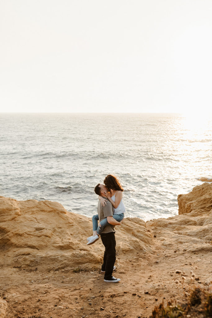 Fort Bragg-Mendocino-Northern CA-Nor Cal-engagement photos-coastal cliffs-ocean engagement photos-what to wear for engagement photos-Cliffside Engagement Photos