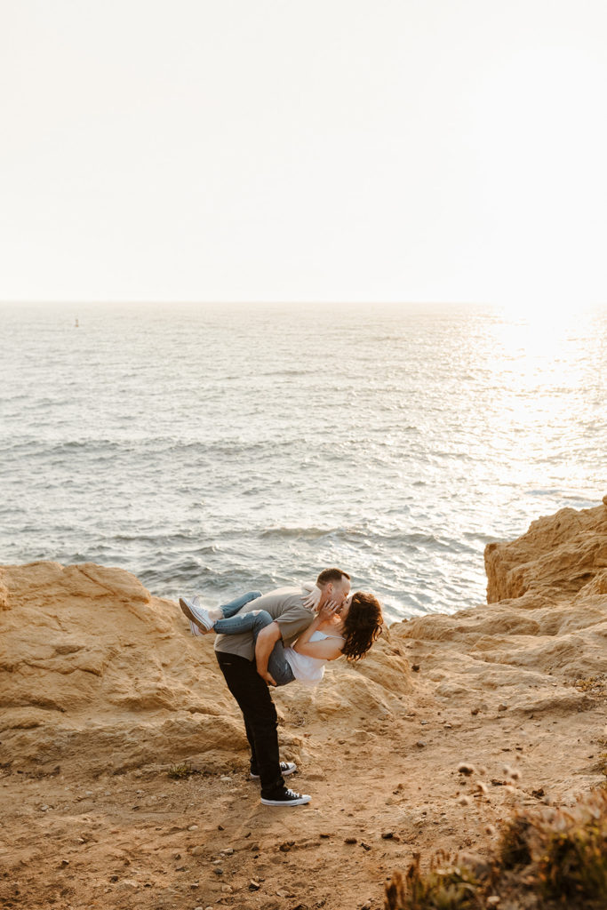 Fort Bragg-Mendocino-Northern CA-Nor Cal-engagement photos-coastal cliffs-ocean engagement photos-what to wear for engagement photos-Cliffside Engagement Photos
