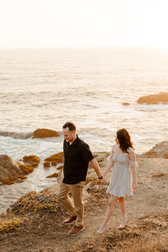 Fort Bragg-Mendocino-Northern CA-Nor Cal-engagement photos-coastal cliffs-ocean engagement photos-what to wear for engagement photos-golden hour-cliffside engagement photos
