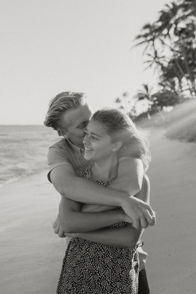 Rachel Christopherson Photography-Oahu Engagement Photos--Hawaii  Photographer-Engagement Photography-Beach Engagement Photos-Sacramento-Lake Tahoe-Monterey-Carmel-Santa Cruz -Big Sur-Yosemite-Mendocino-California-Northern California-Hawaii-Black and White