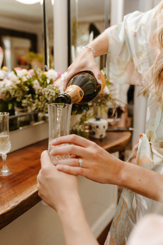 Rachel Christopherson Photography-Sacramento Garden Wedding-Rustic Wedding-Summer Wedding-Northern California-Nor Cal-Bride Getting Ready Photos-Bridal Party Getting Ready