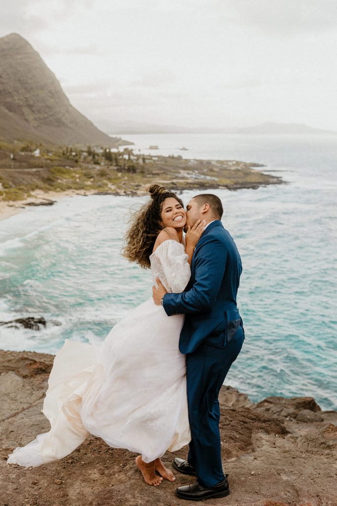 rachel christopherson photography-rachelchrisophersonphotos.com-how to elope in Hawaii-how to elope on Oahu, How to elope on Kauai-How to elope on Maui-Hawaii wedding-Hawaii Elopement-Kauai Elopement-Maui Elopement-Beach Elopement-How to Elope-Hawaii Photographer-Oahu Photographer-Kauai Photographer-Maui Photographer-Hawaii Elopement Photography-Oahu Elopement Photography-Kauai Elopement Photography-Maui Elopement Photography