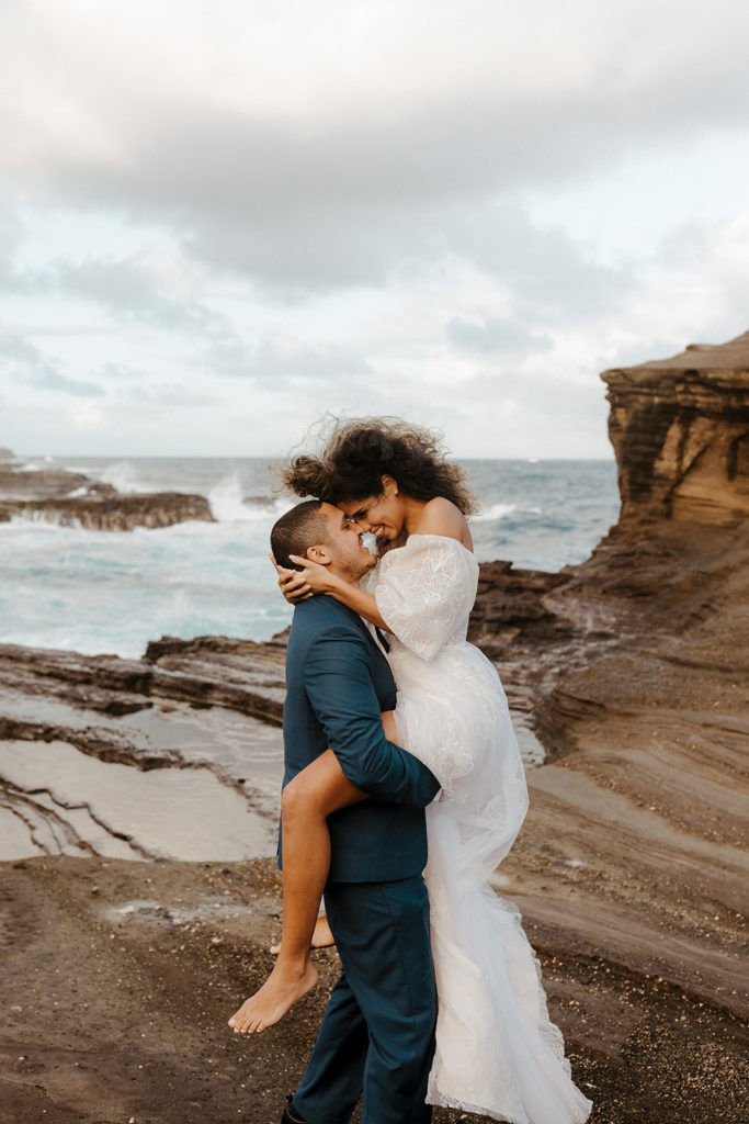 rachel christopherson photography-rachelchrisophersonphotos.com-how to elope in Hawaii-how to elope on Oahu, How to elope on Kauai-How to elope on Maui-Hawaii wedding-Hawaii Elopement-Kauai Elopement-Maui Elopement-Beach Elopement-How to Elope-Hawaii Photographer-Oahu Photographer-Kauai Photographer-Maui Photographer-Hawaii Elopement Photography-Oahu Elopement Photography-Kauai Elopement Photography-Maui Elopement Photography